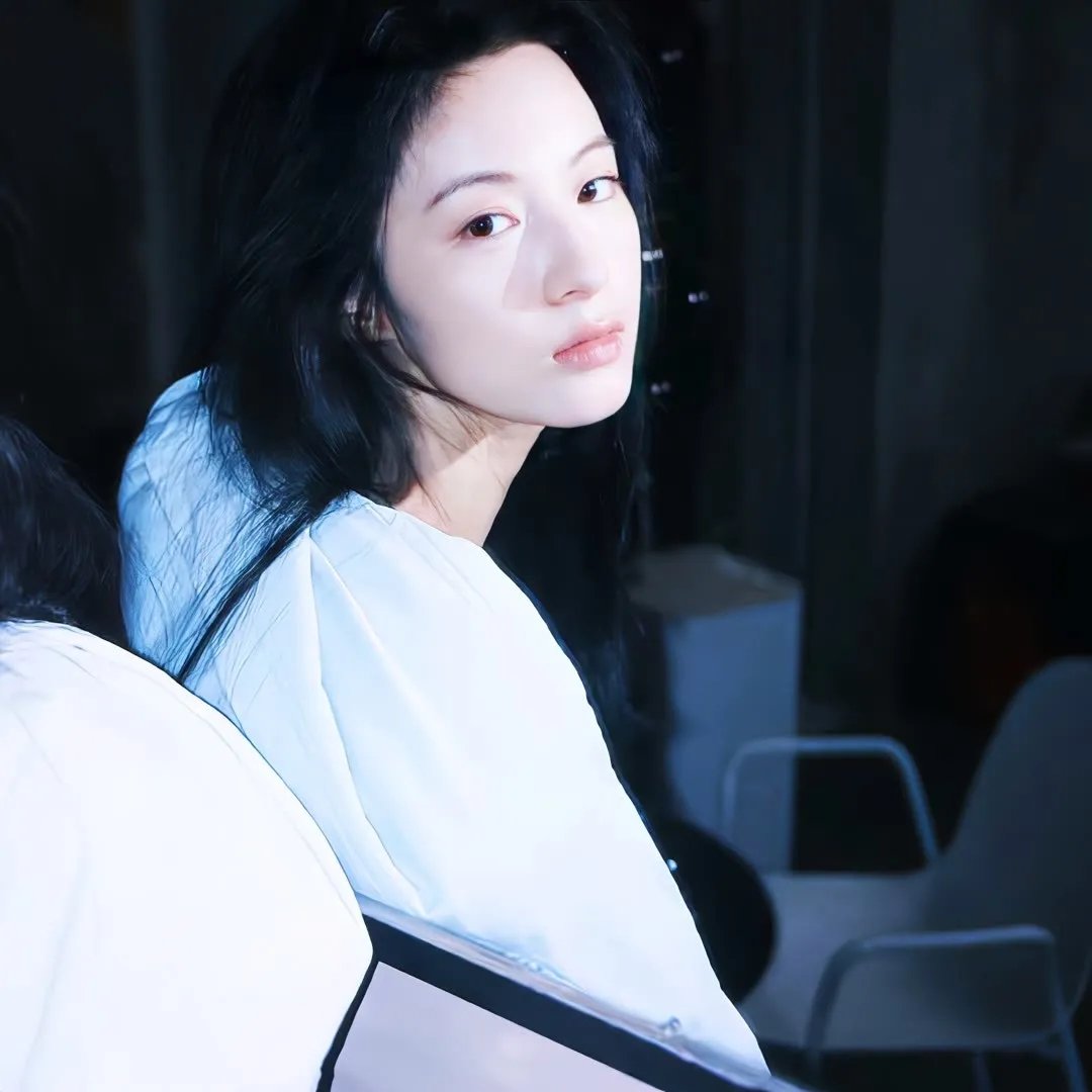 重回十年前我放弃了救我三次的丈夫